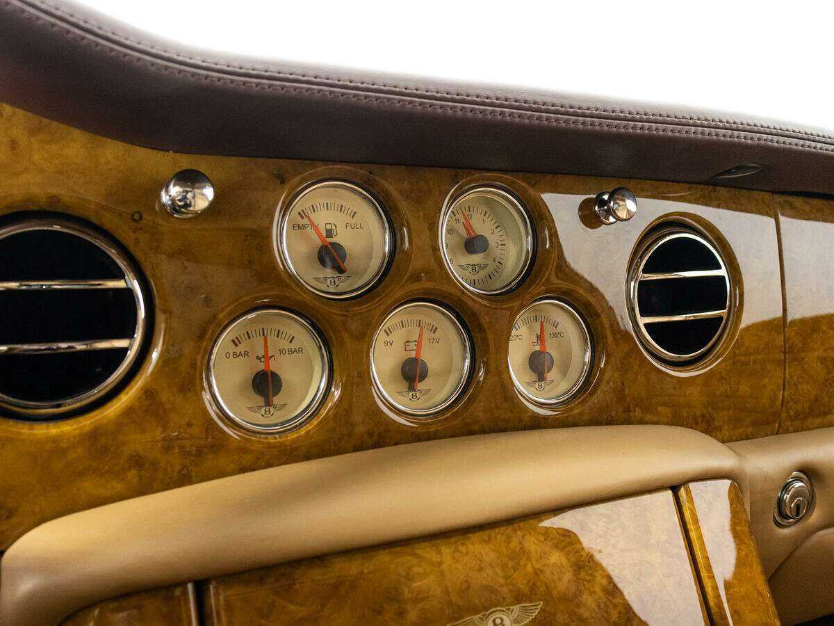Купить Bentley Arnage R, 2003, 56 607 км, фото №18