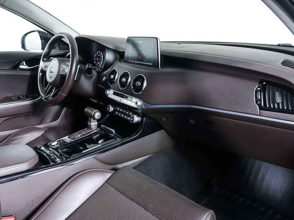 Купить Kia Stinger, 2018, 95 691 км, фото №9