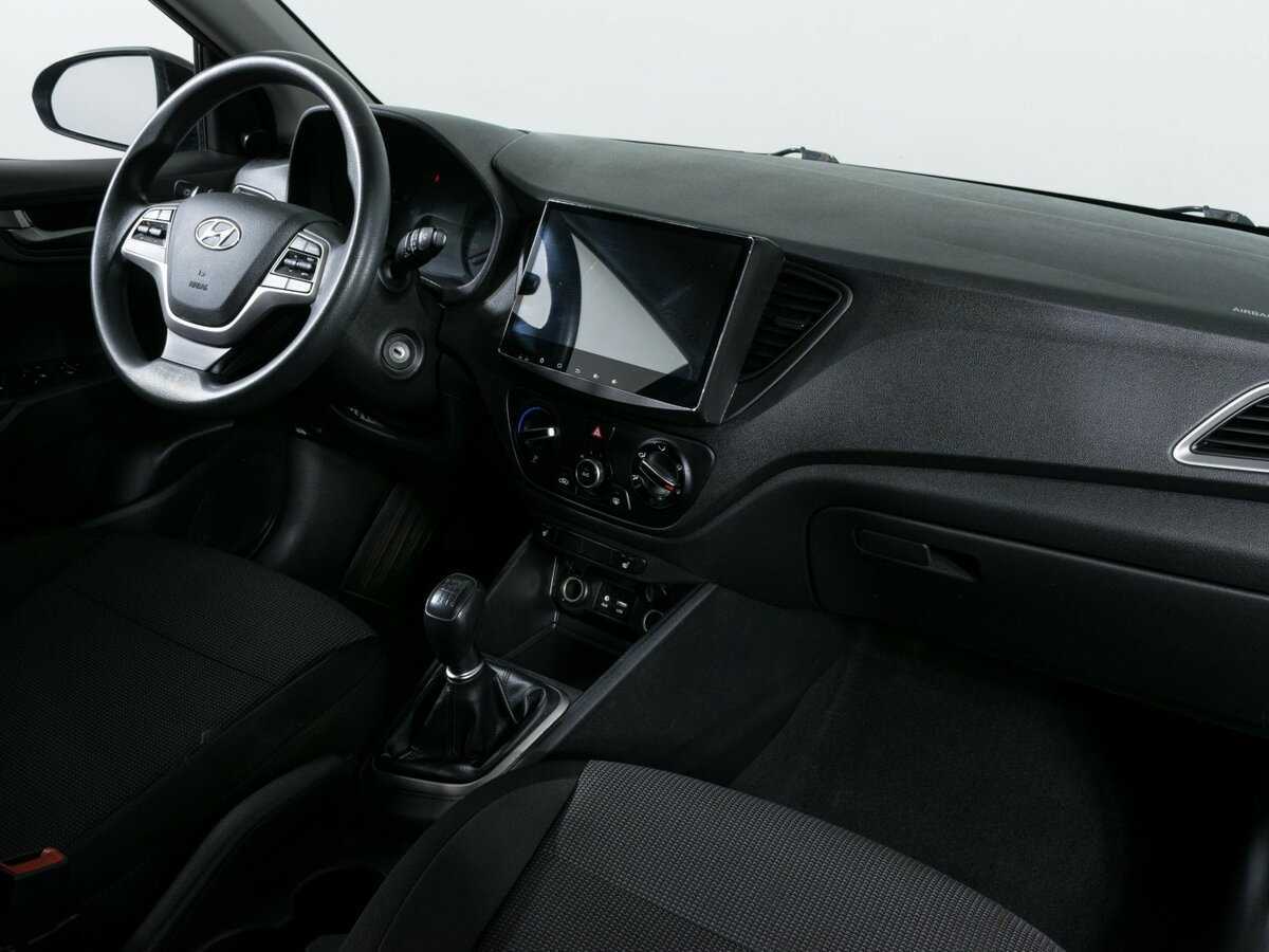 Купить Hyundai Solaris, 2018, 215 808 км, фото №8