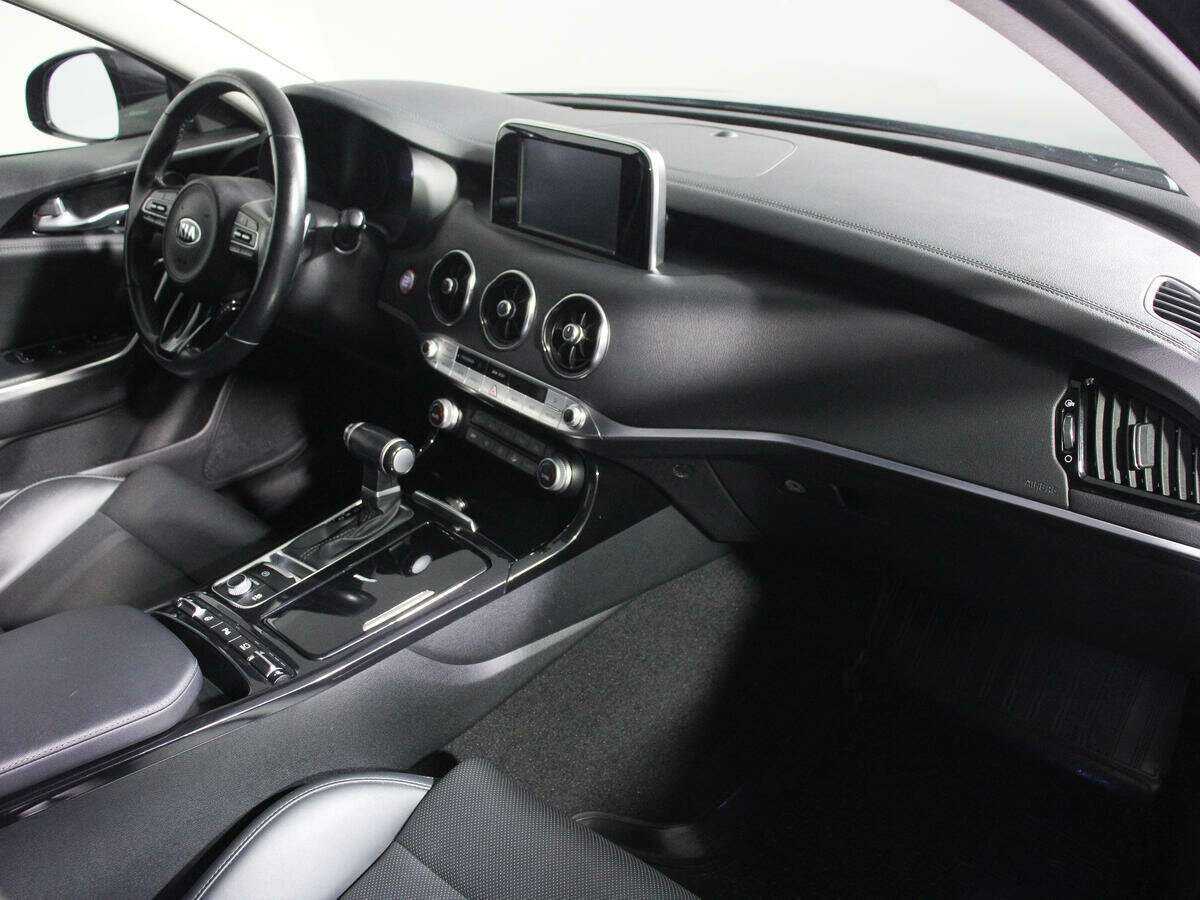Купить Kia Stinger, 2019, 90 110 км, фото №6