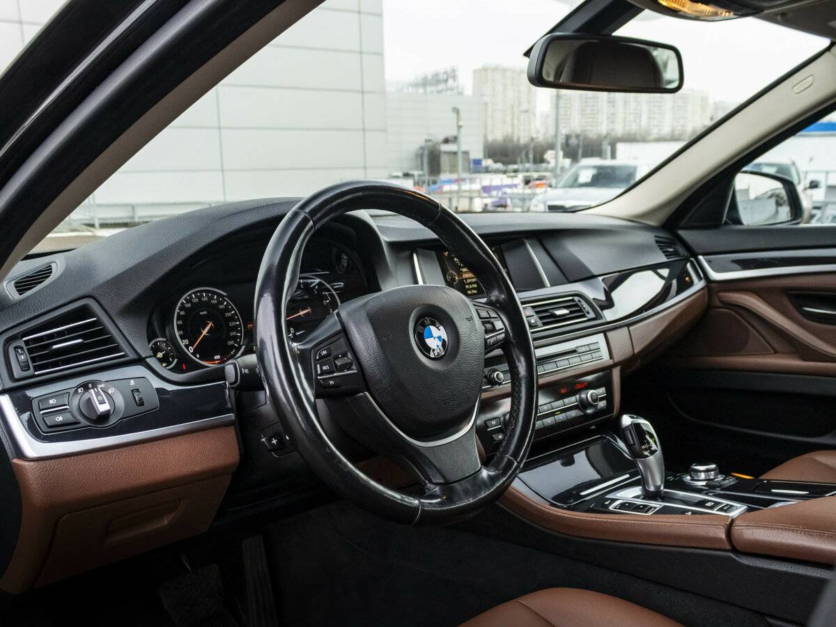 Купить BMW 5 серии 528i xDrive VI (F10/F11/F07) Рестайлинг, 2016, 138 885 км, фото №10