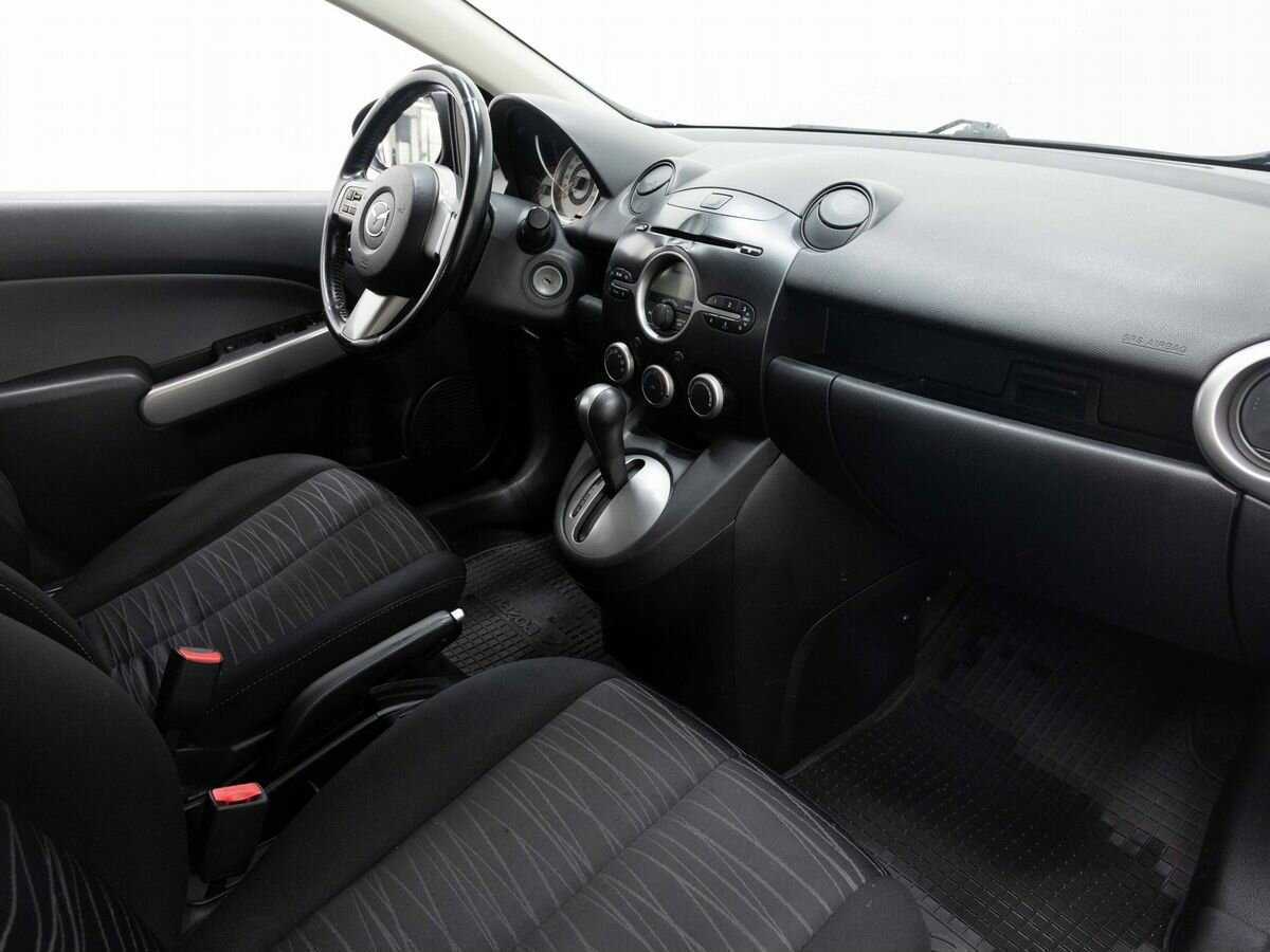 Купить Mazda 2, 2009, 225 000 км, фото №13