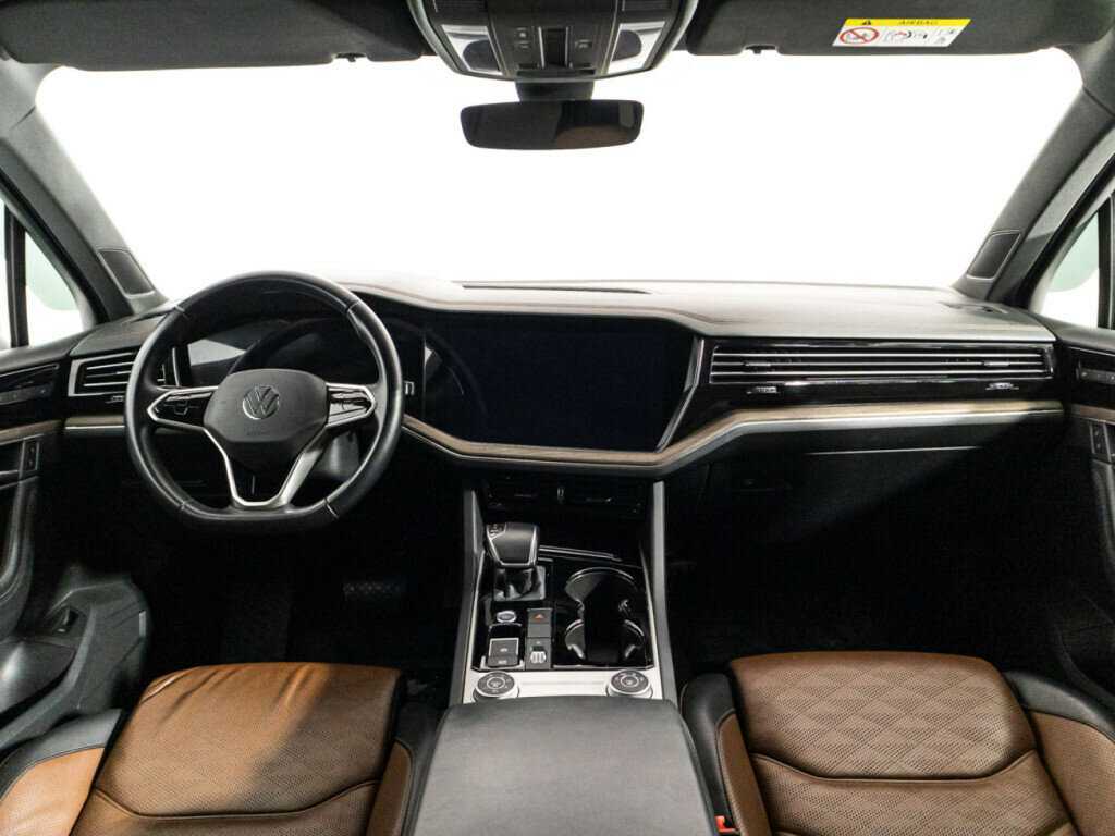 Купить Volkswagen Touareg, 2022, 32 275 км, фото №13
