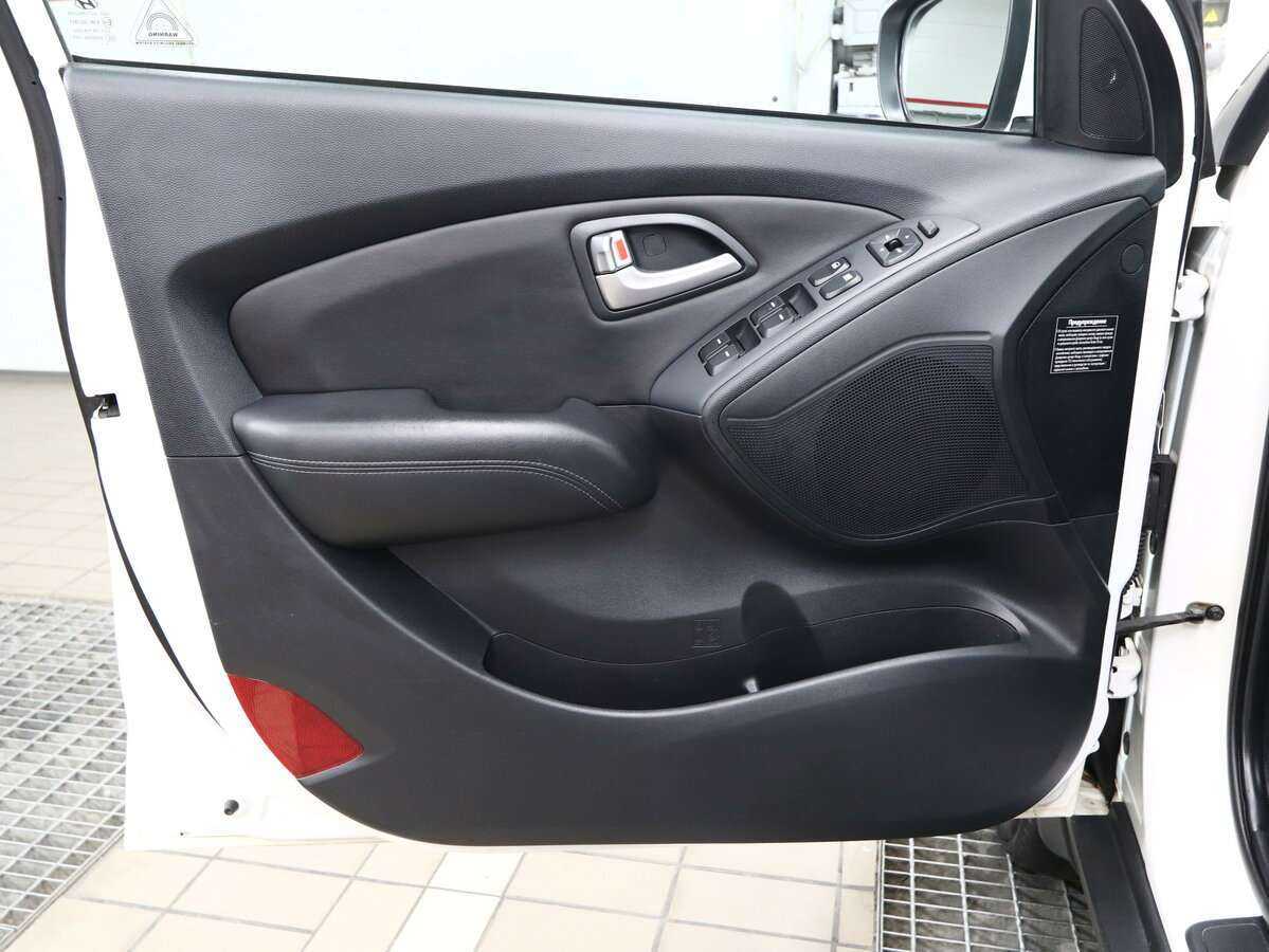 Купить Hyundai ix35, 2012, 159 000 км, фото №7