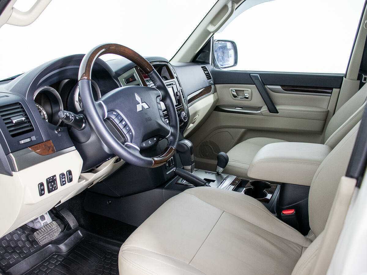 Купить Mitsubishi Pajero, 2020, 16 289 км, фото №11