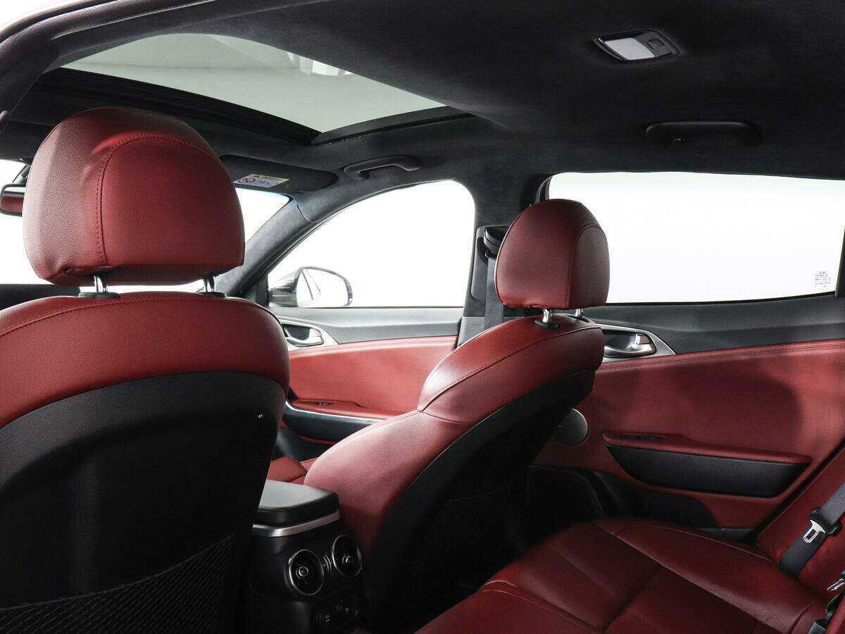 Купить Kia Stinger, 2018, 58 515 км, фото №12
