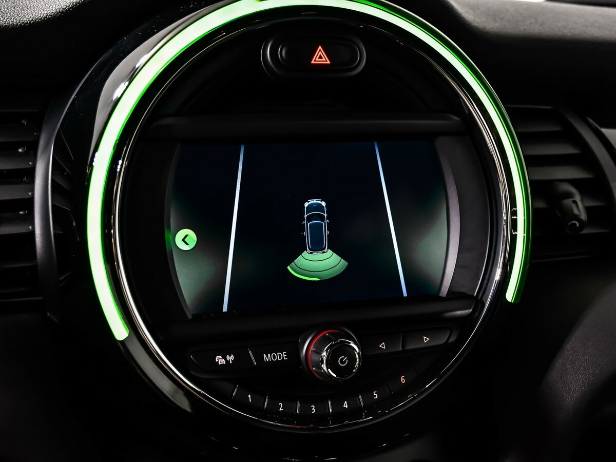 Купить Mini Hatch Cooper III (F55/F56) Рестайлинг, 2019, 61 305 км, фото №13