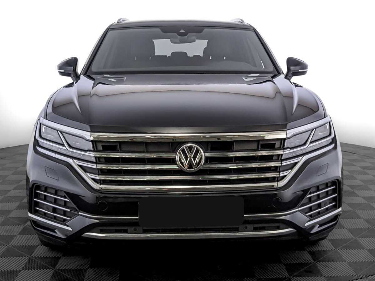 Купить Volkswagen Touareg, 2019, 107 513 км, фото №2