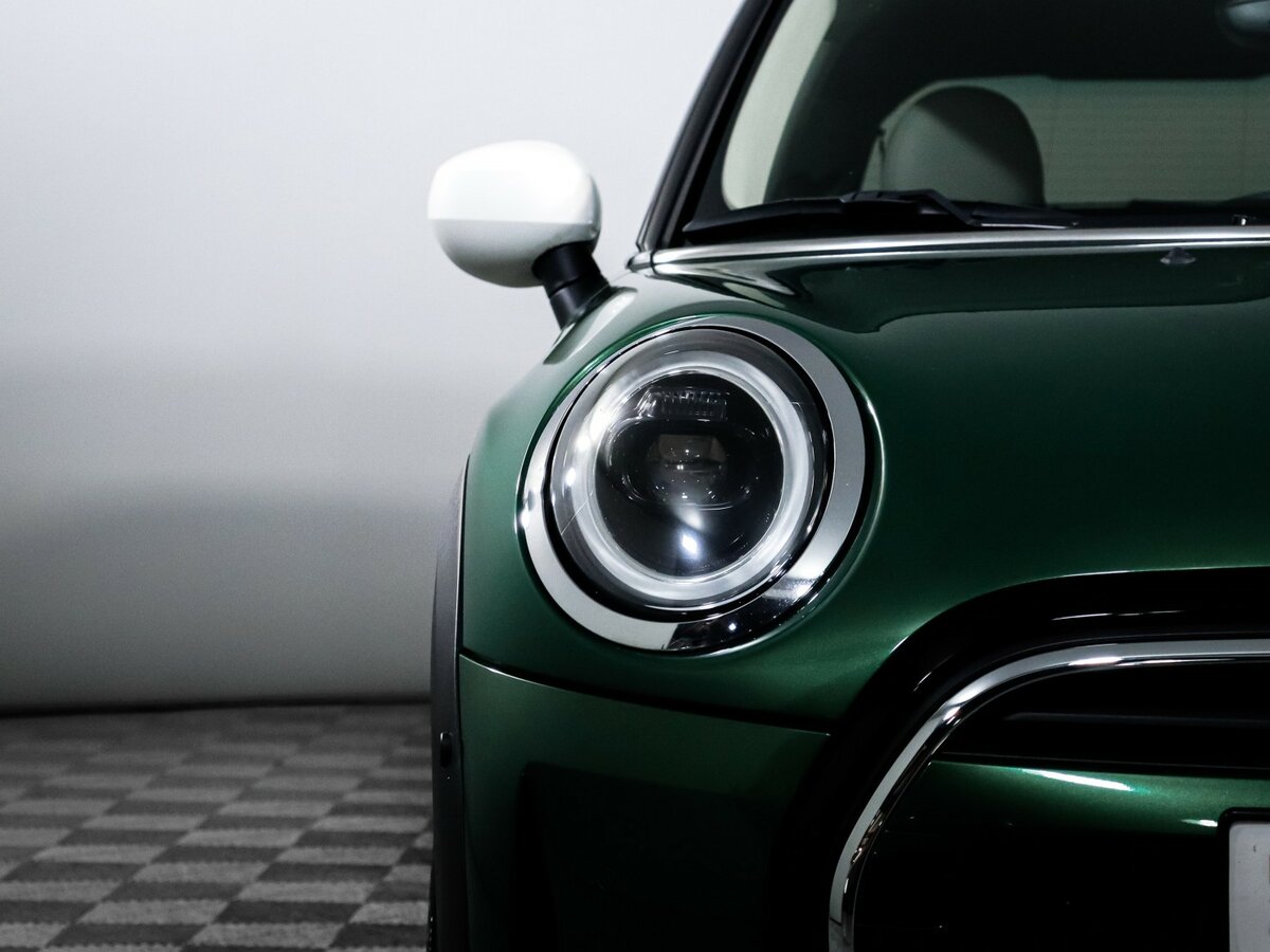 Купить Mini Hatch Cooper III (F55/F56) Рестайлинг 2, 2021, 63 178 км, фото №15