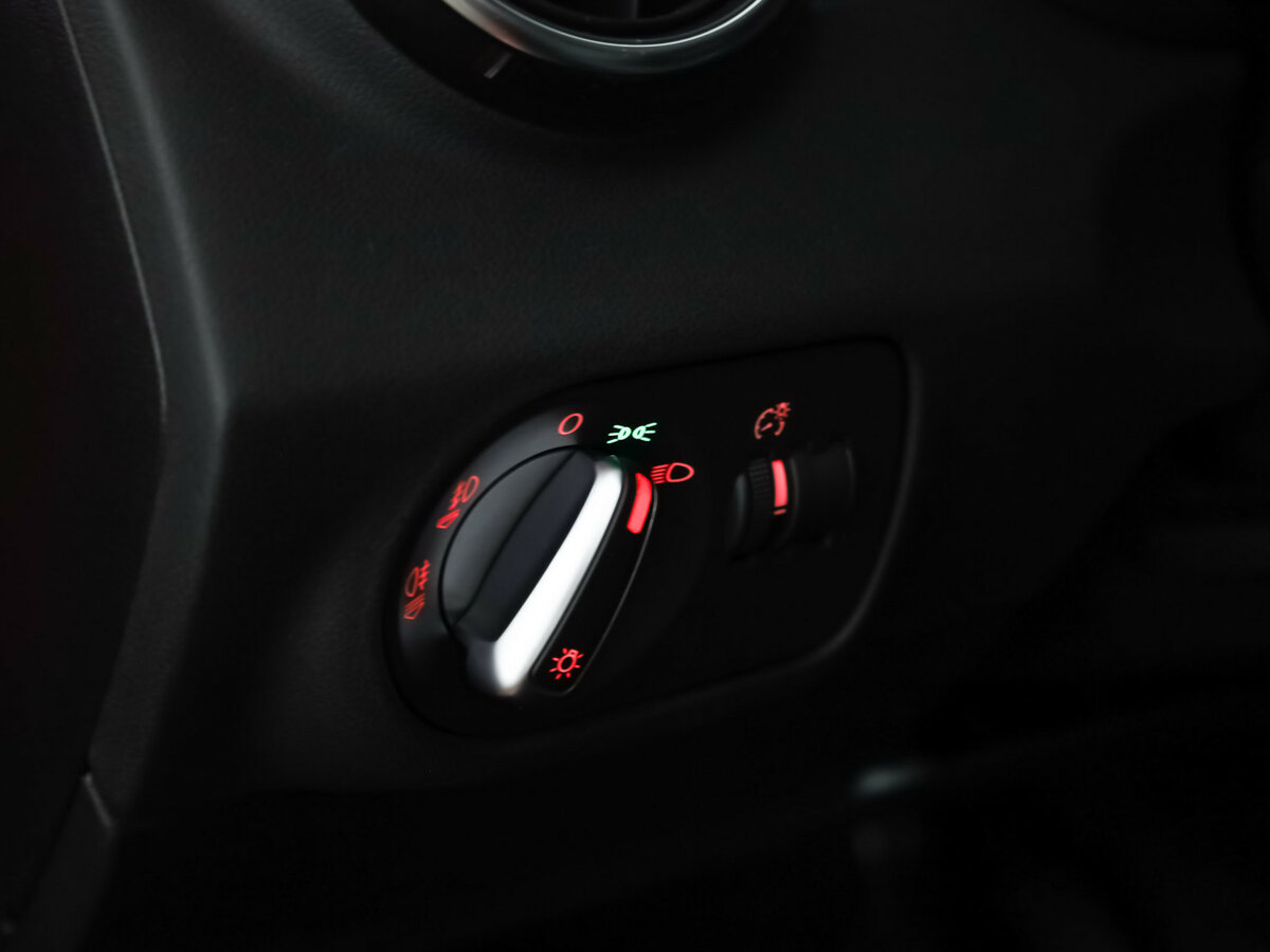 Купить Audi A1 Sportback I (8X), 2013, 121 066 км, фото №12