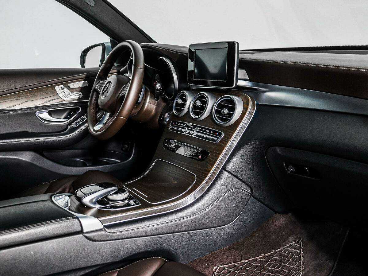 Купить Mercedes-Benz GLC 300, 2015, 131 564 км, фото №15