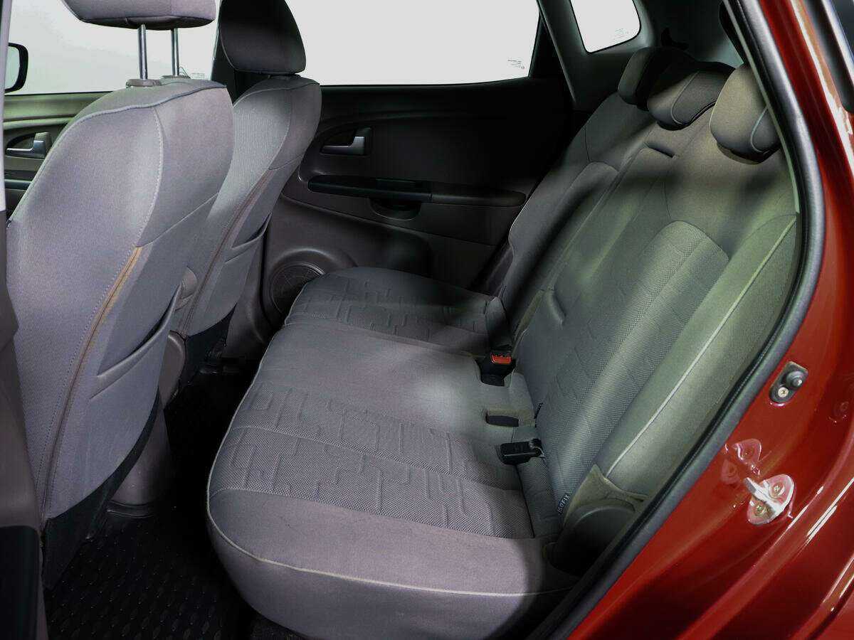 Купить Kia Venga, 2012, 132 400 км, фото №9