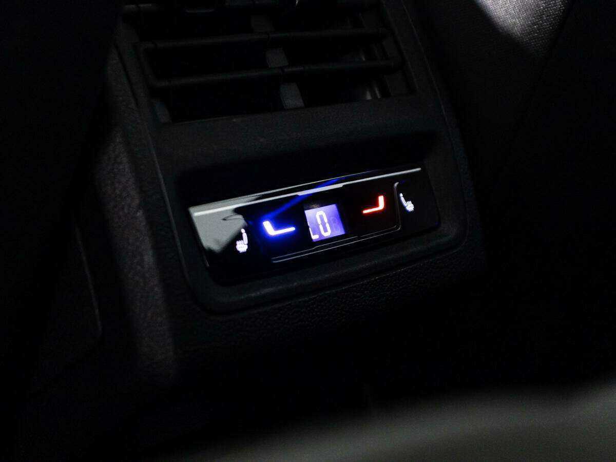 Купить Volkswagen Golf, 2021, 30 000 км, фото №20