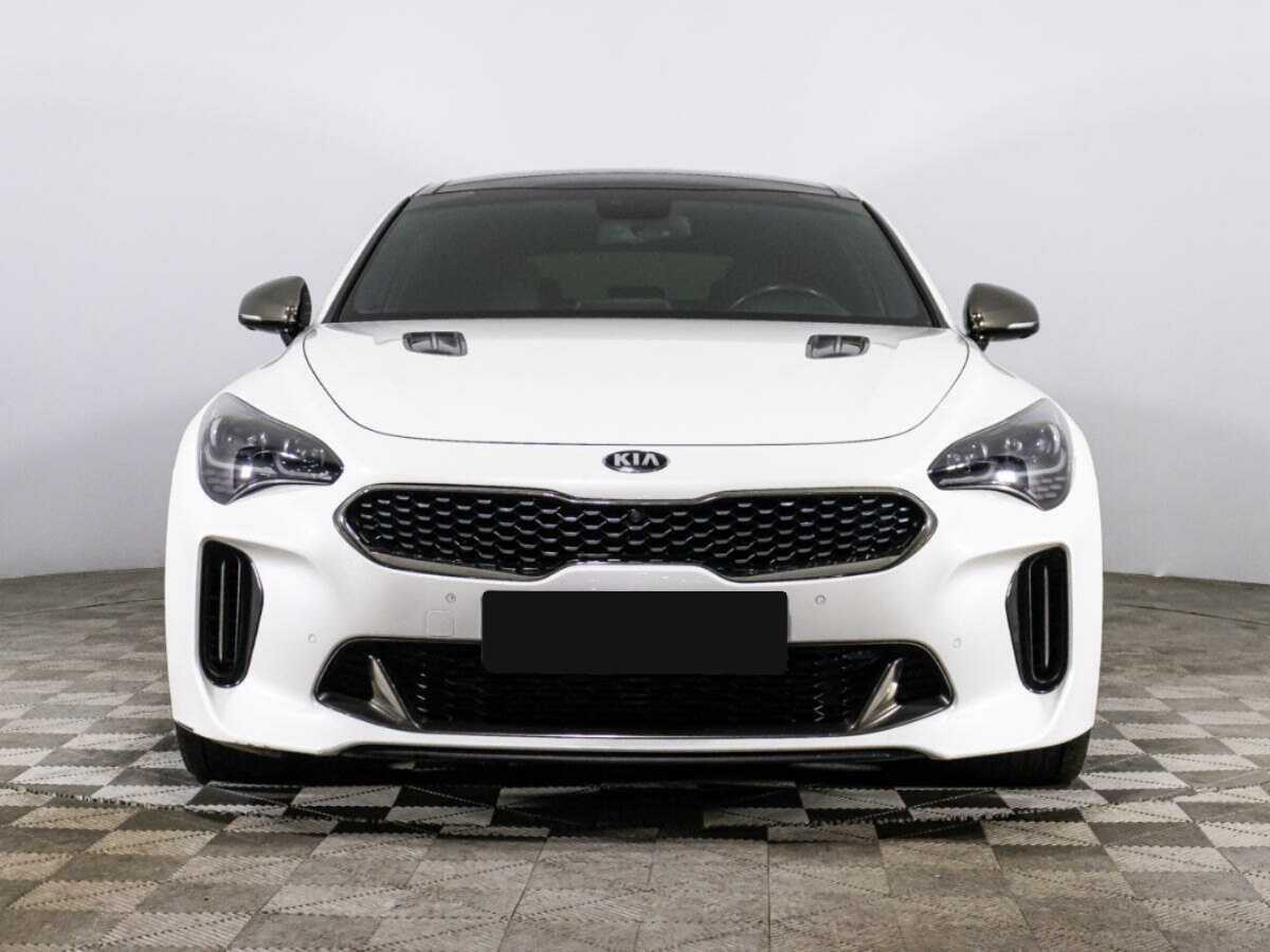 Купить Kia Stinger, 2018, 106 300 км, фото №2