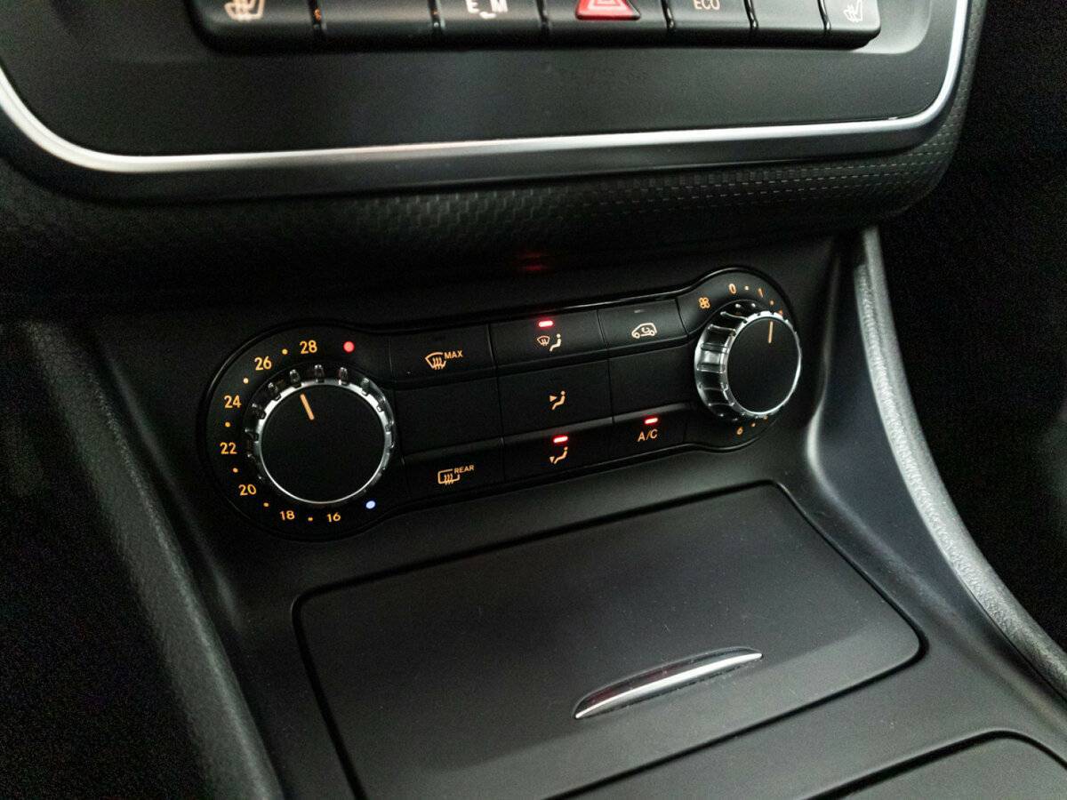 Купить Mercedes-Benz A-Класс 180, 2013, 75 397 км, фото №16