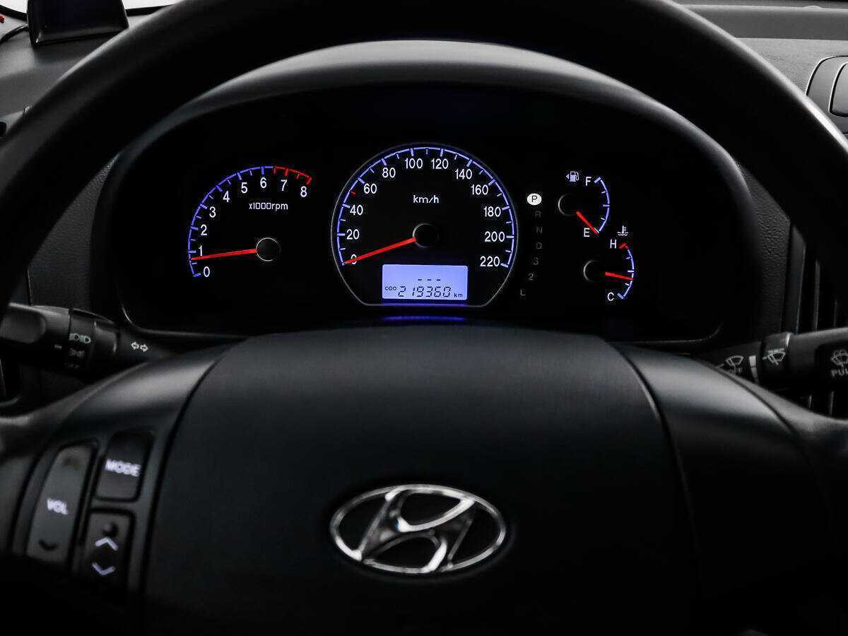 Купить Hyundai Elantra, 2007, 219 359 км, фото №16
