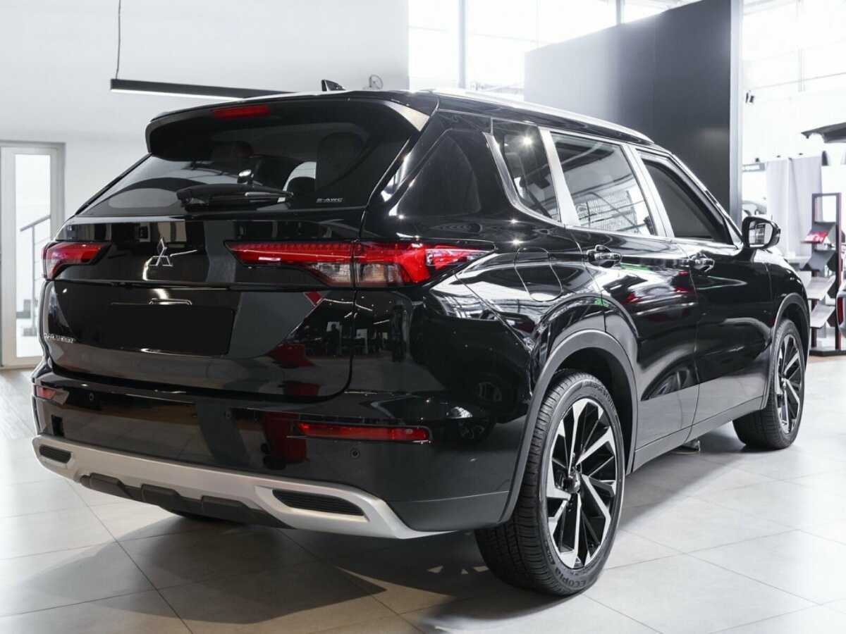 Купить Mitsubishi Outlander, 2023, 21 км, фото №4