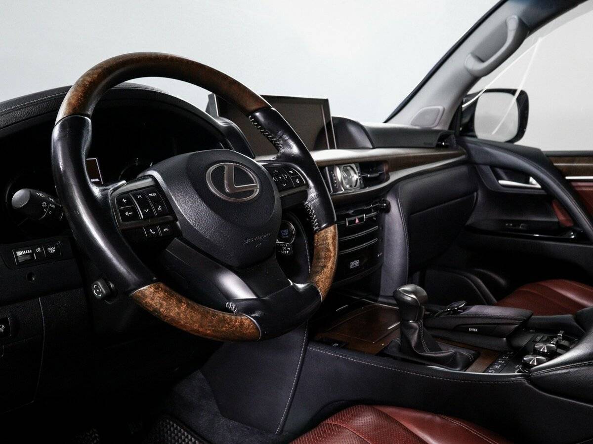 Купить Lexus LX 450d, 2016, 117 395 км, фото №11