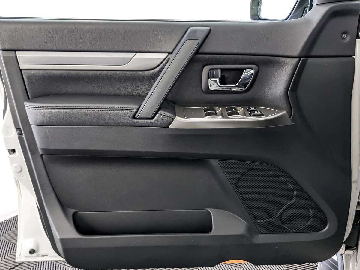 Купить Mitsubishi Pajero, 2021, 21 534 км, фото №15