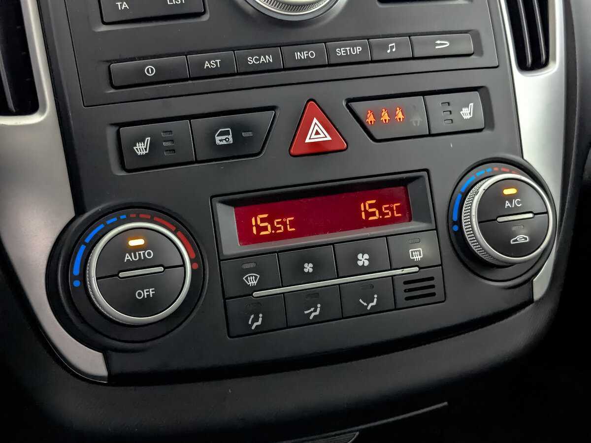 Купить Kia Ceed, 2011, 202 955 км, фото №17