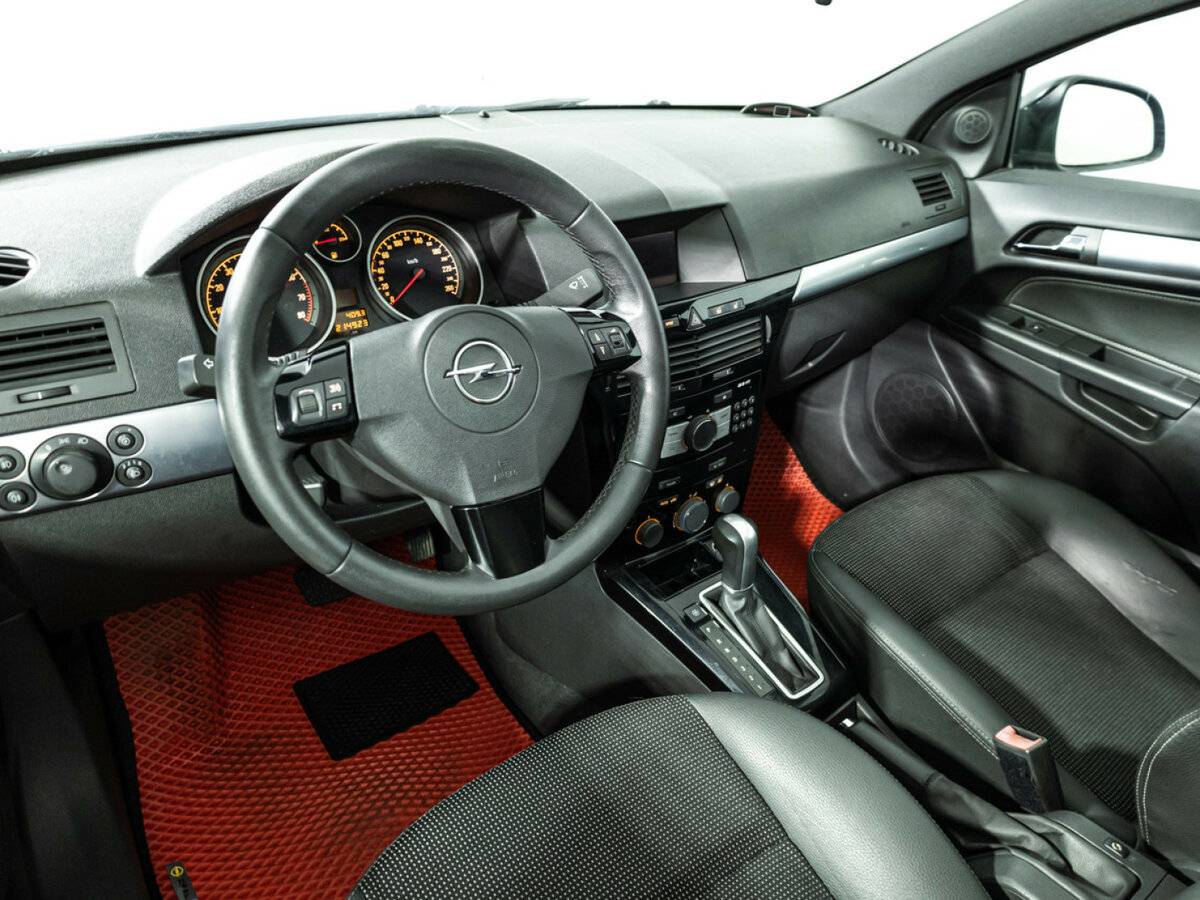 Купить Opel Astra GTC H Рестайлинг, 2010, 214 922 км, фото №11