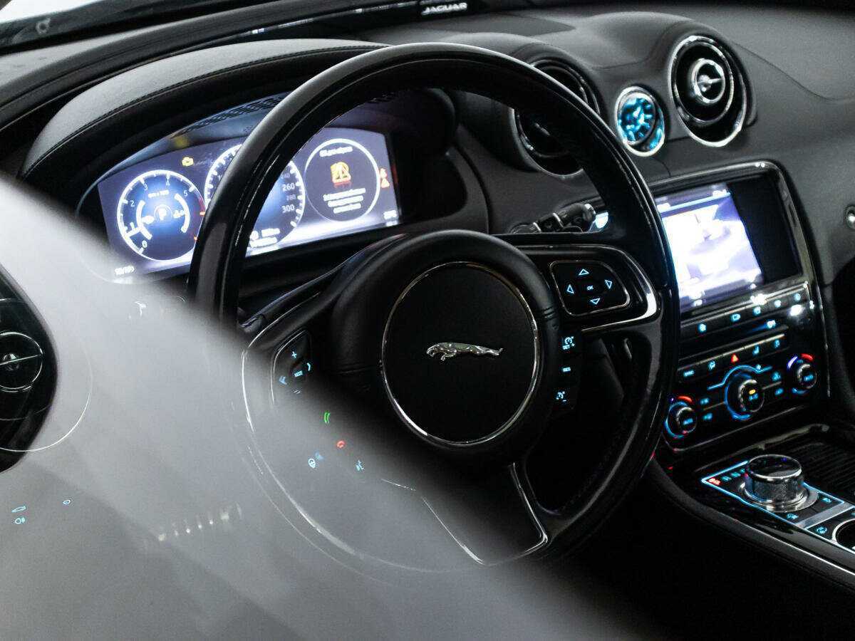 Купить Jaguar XJ LWB Long, 2016, 141 280 км, фото №27