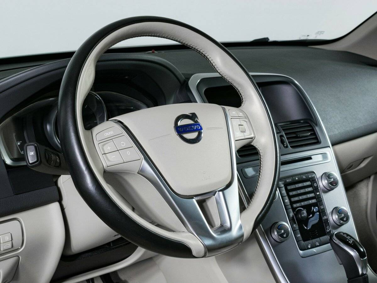 Купить Volvo XC60, 2016, 65 556 км, фото №15