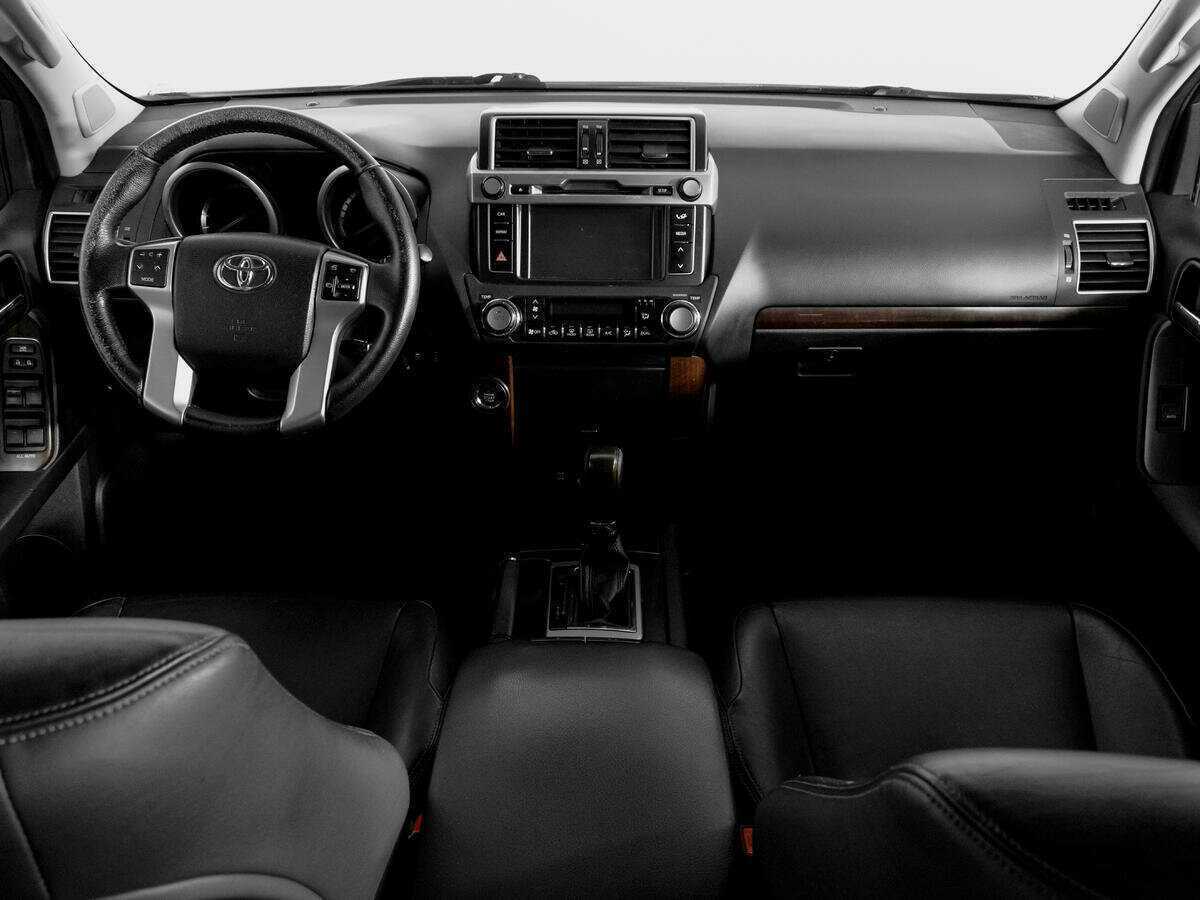 Купить Toyota Land Cruiser Prado, 2017, 217 610 км, фото №12