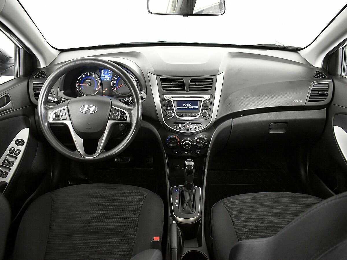 Купить Hyundai Solaris, 2014, 120 343 км, фото №10