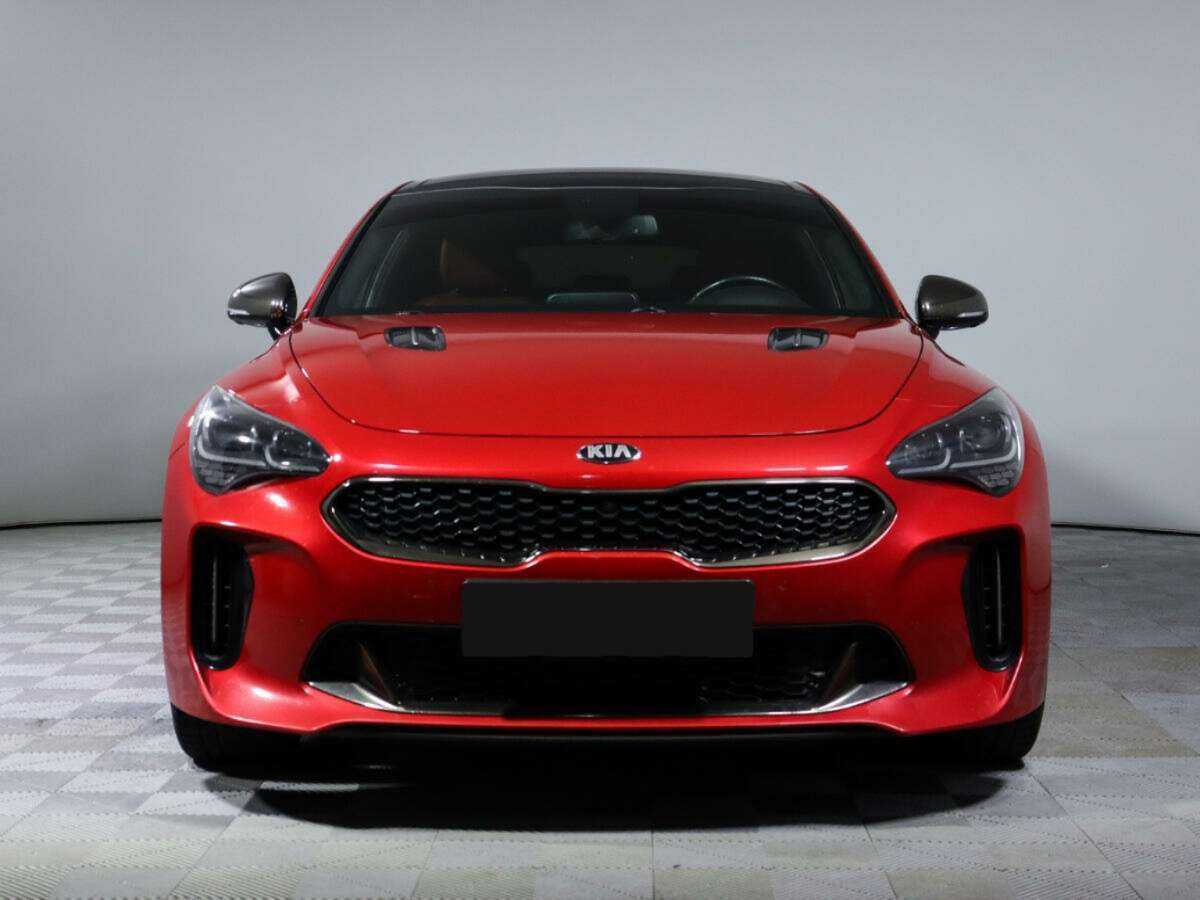 Купить Kia Stinger, 2018, 70 000 км, фото №2
