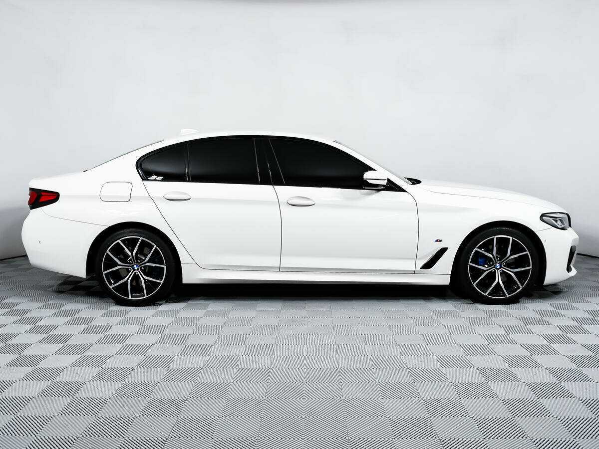 Купить BMW 5 серии 530d xDrive, 2020, 111 304 км, фото №4