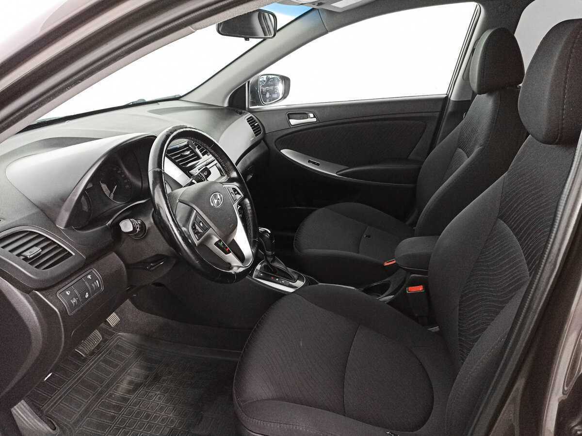 Купить Hyundai Solaris, 2015, 70 454 км, фото №13