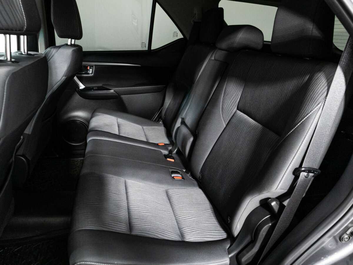 Купить Toyota Fortuner, 2020, 72 000 км, фото №8