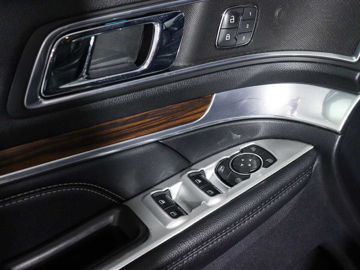 Купить Ford Explorer, 2019, 63 000 км, фото №17