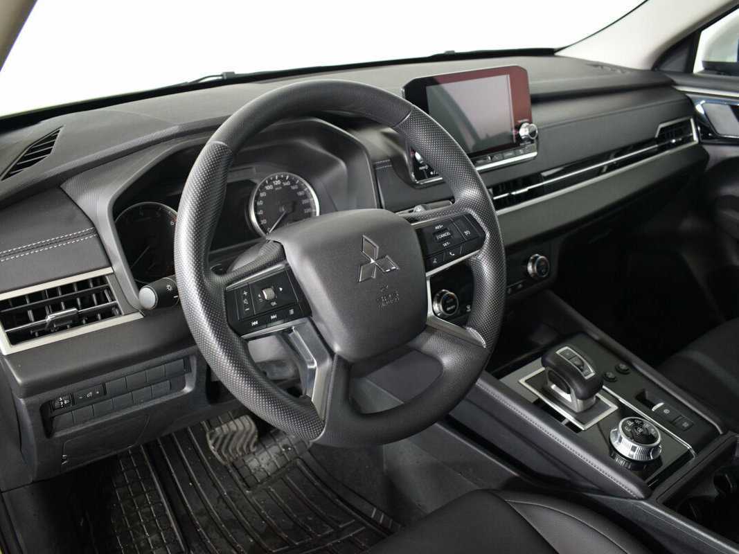 Купить Mitsubishi Outlander, 2022, 33 км, фото №15