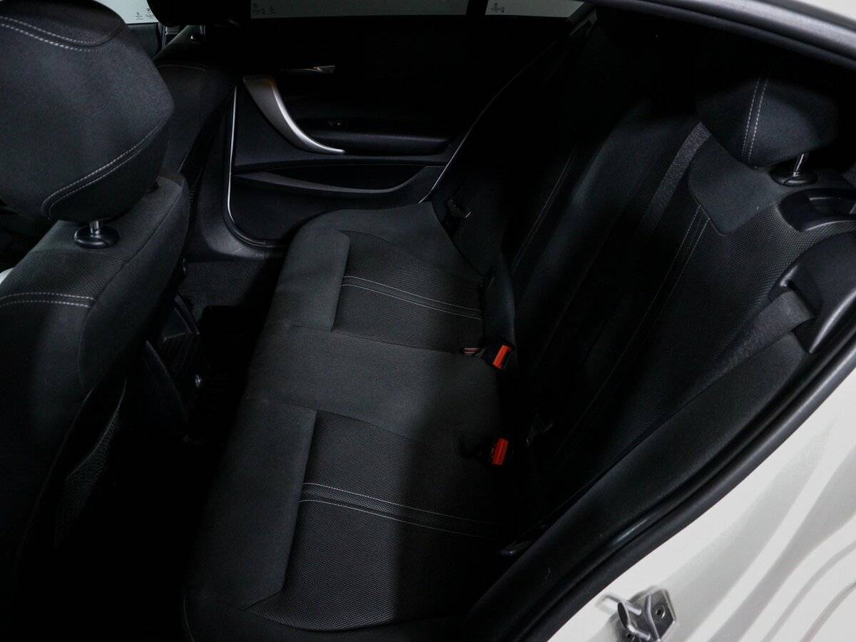 Купить BMW 1 серии 118i, 2017, 81 140 км, фото №8