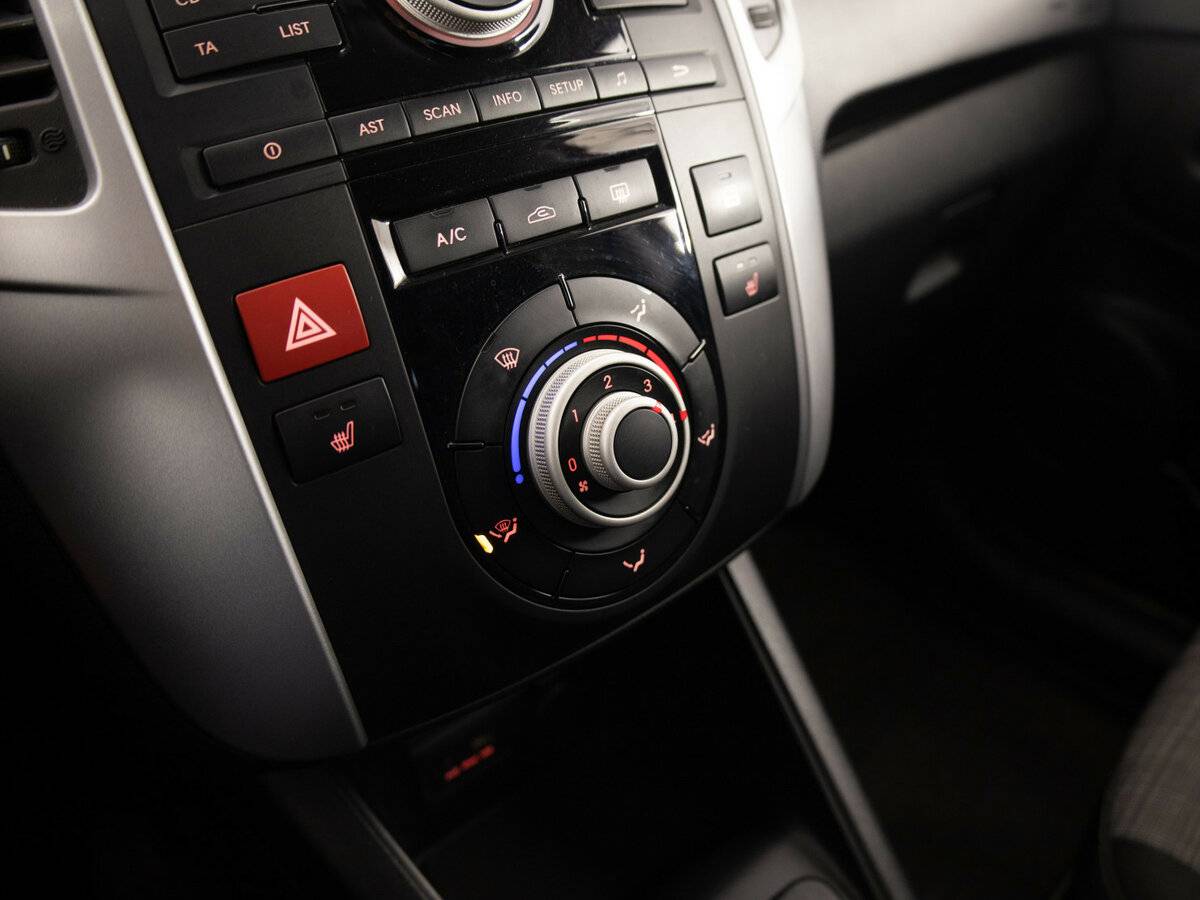 Купить Kia Venga I, 2012, 114 200 км, фото №15
