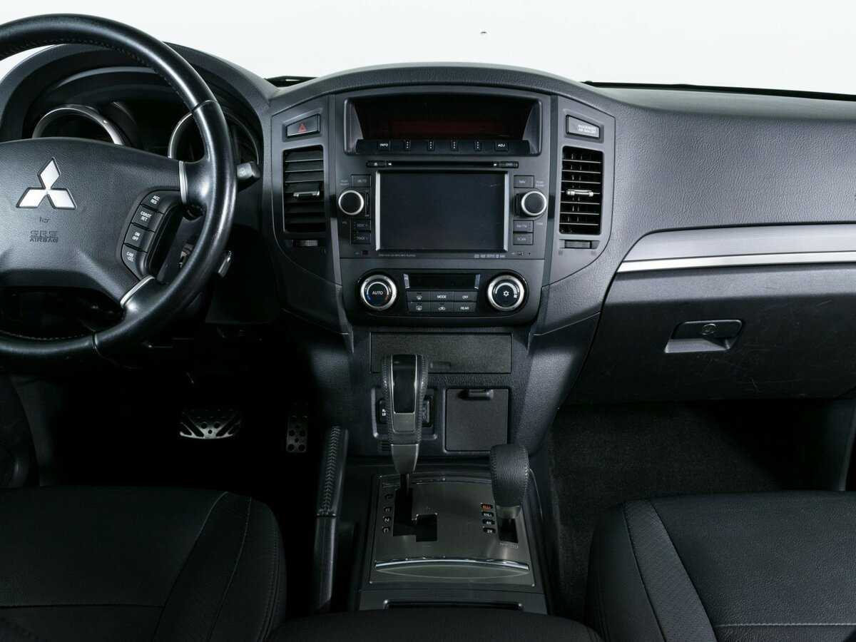 Купить Mitsubishi Pajero, 2012, 118 700 км, фото №9