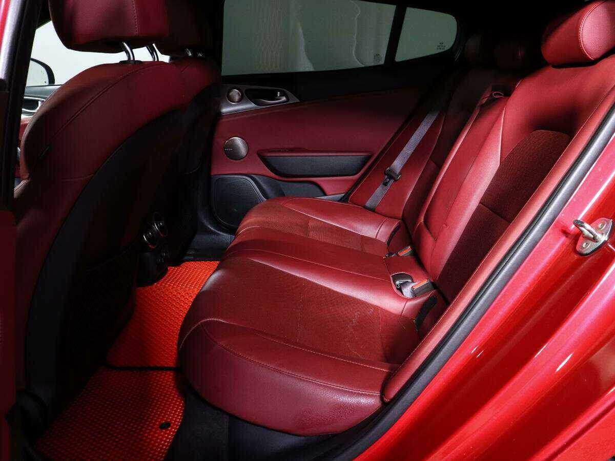 Купить Kia Stinger, 2018, 70 000 км, фото №10