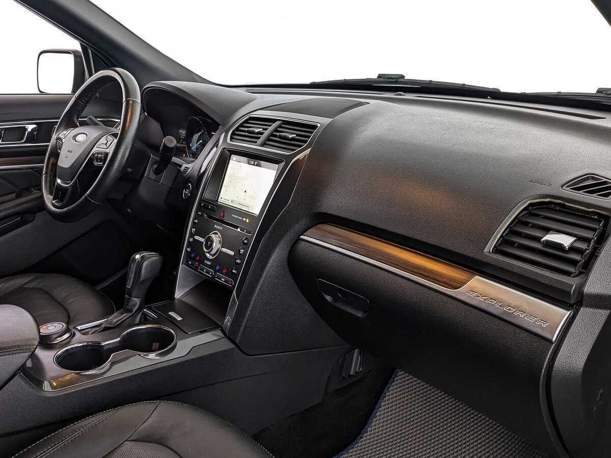 Купить Ford Explorer, 2018, 113 655 км, фото №9