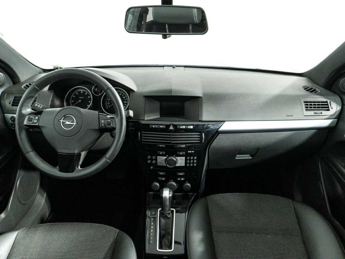 Купить Opel Astra GTC, 2010, 267 479 км, фото №13