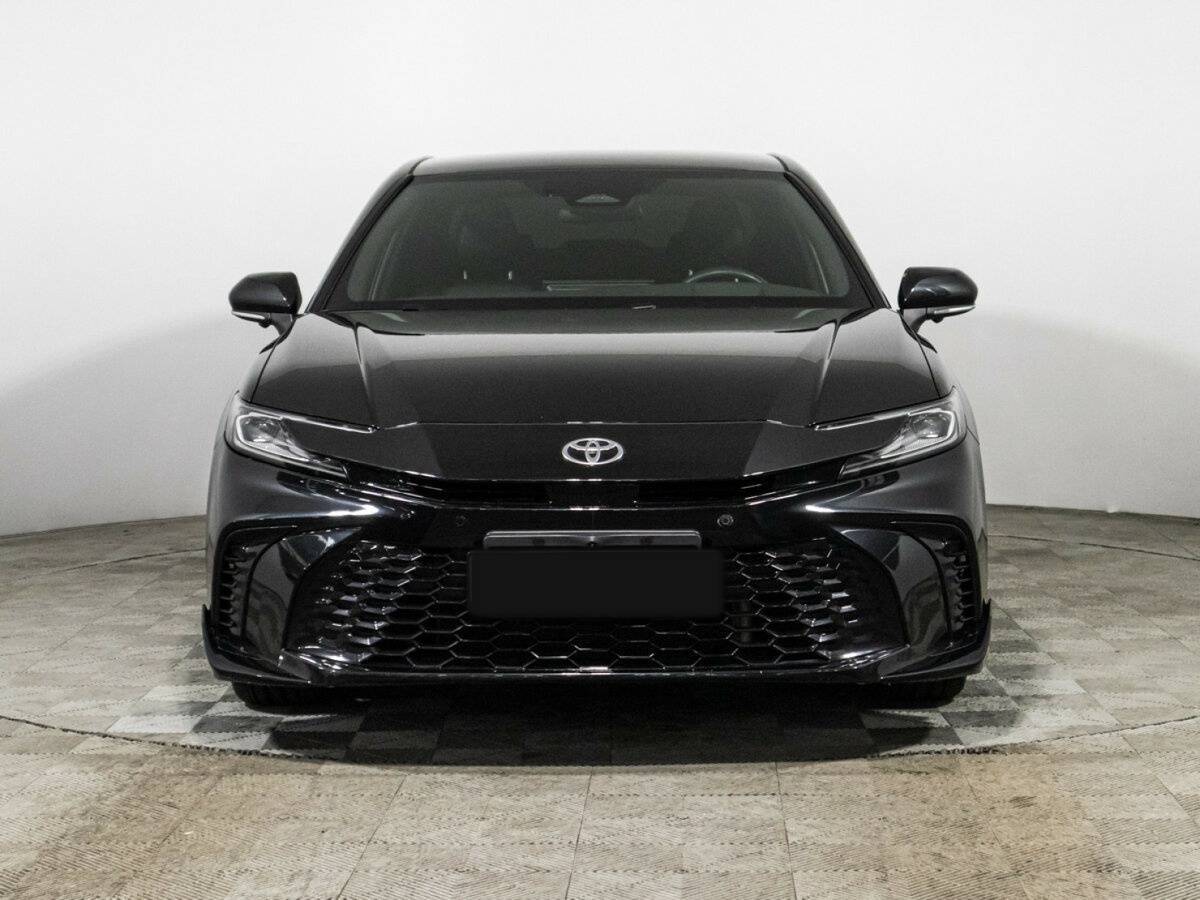 Купить Toyota Camry, 2024, 9 934 км, фото №2