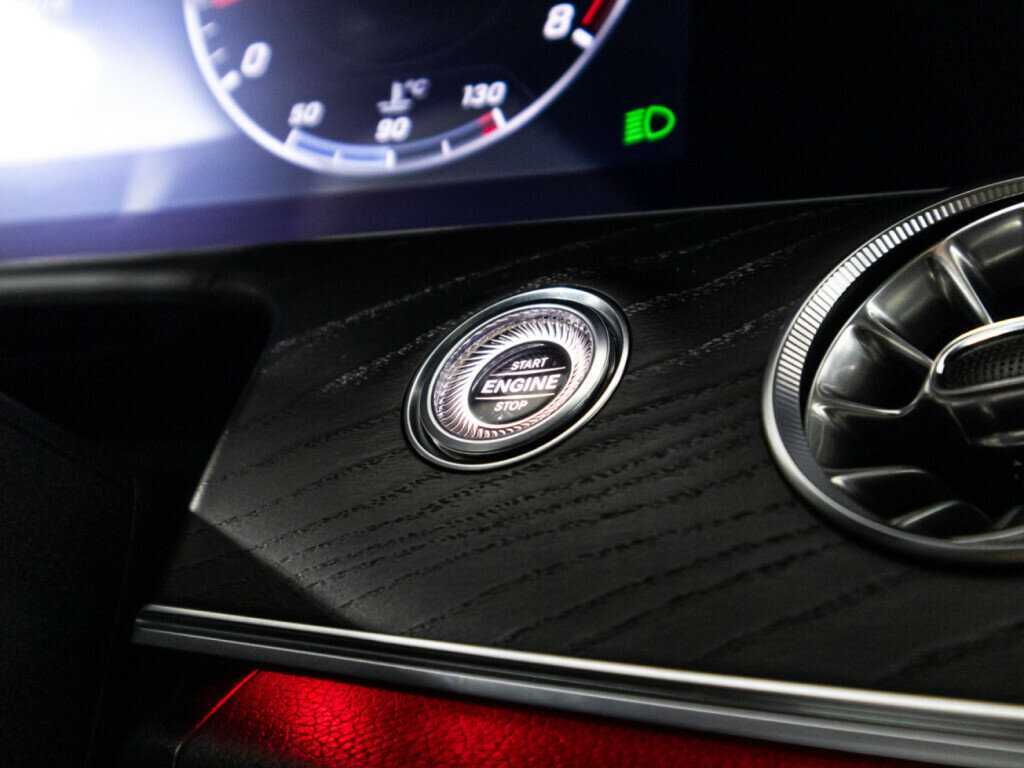 Купить Mercedes-Benz E-Класс 200, 2017, 85 000 км, фото №22