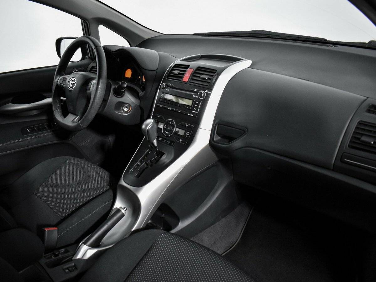 Купить Toyota Auris, 2012, 155 326 км, фото №13