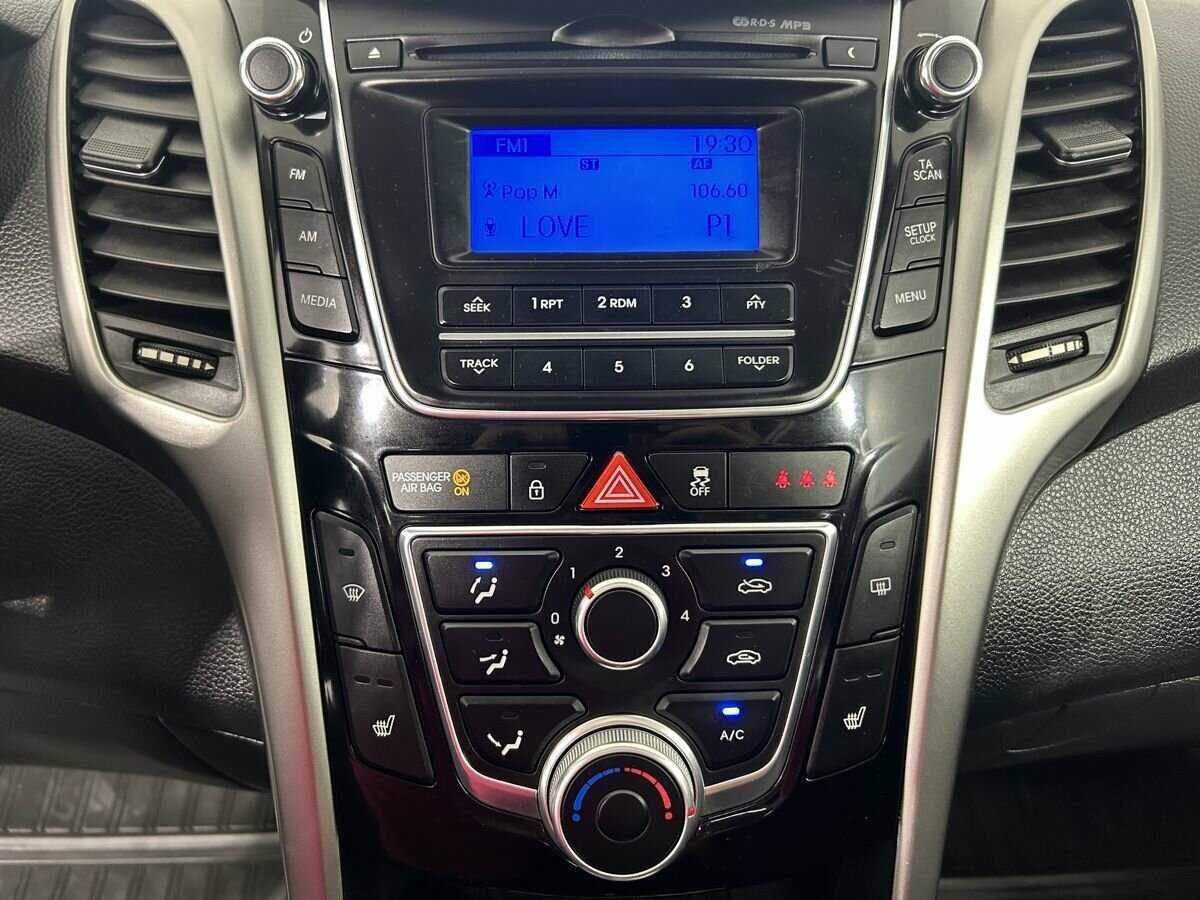 Купить Hyundai i30, 2012, 145 241 км, фото №12