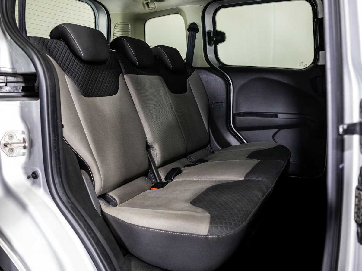 Купить Ford Tourneo Courier, 2017, 216 585 км, фото №9