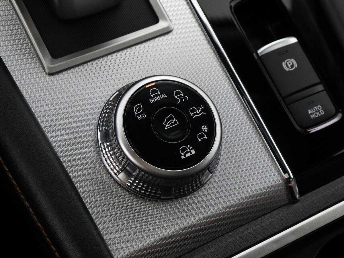 Купить Mitsubishi Outlander, 2023, 15 004 км, фото №13
