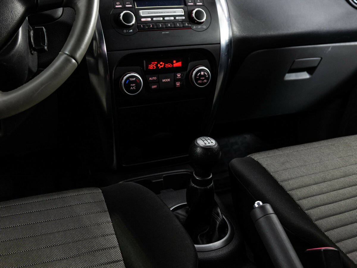 Купить Suzuki SX4 I (Classic) Рестайлинг, 2010, 158 499 км, фото №9