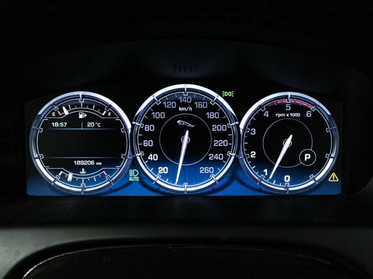 Купить Jaguar XJ, 2015, 189 205 км, фото №10