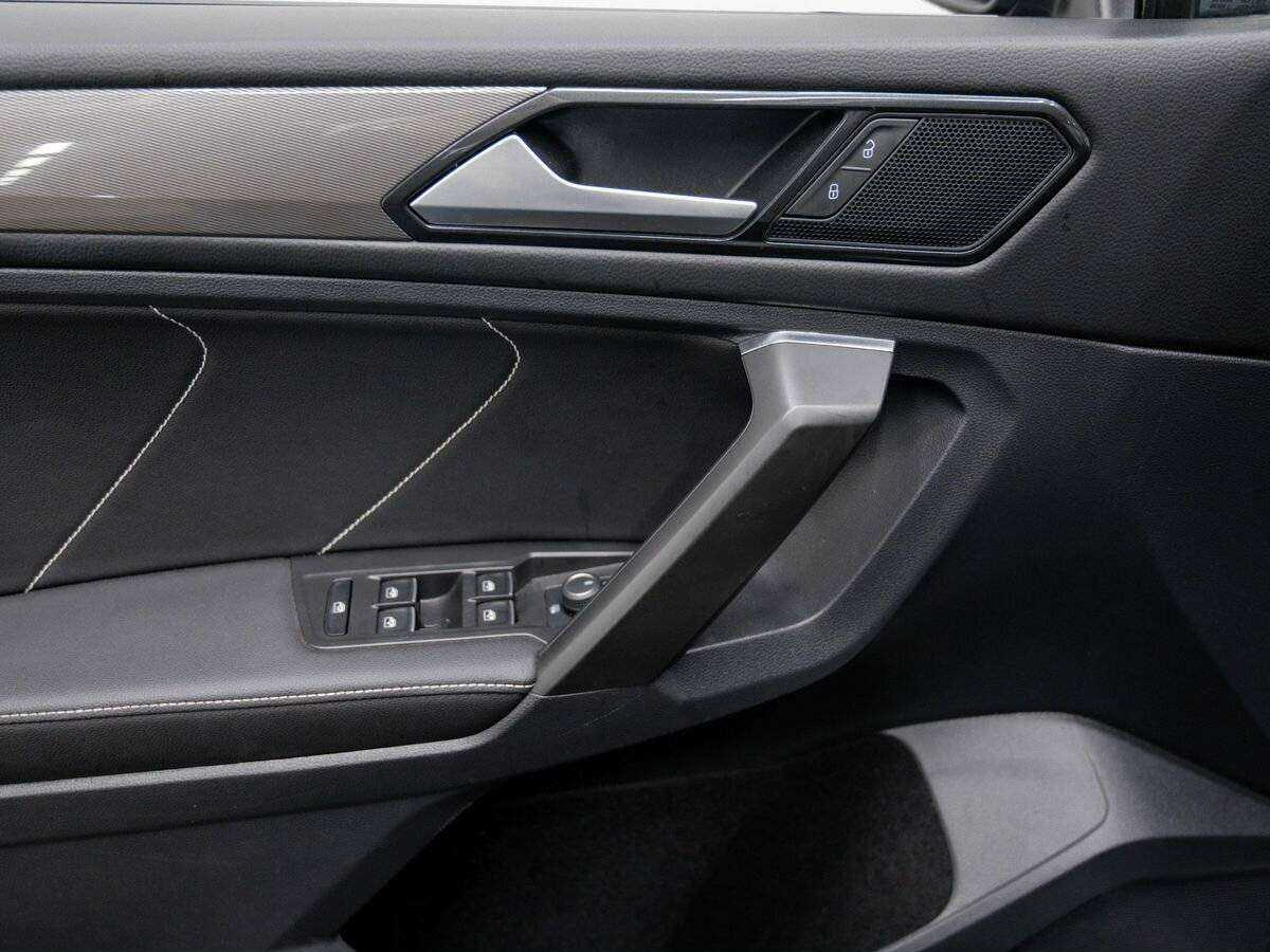 Купить Volkswagen Tiguan, 2022, 24 195 км, фото №18